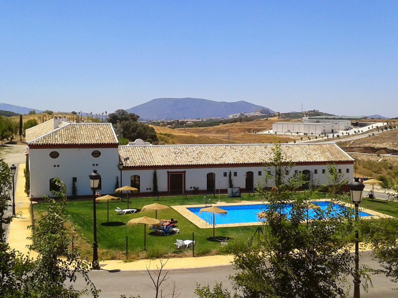 Отдых Hotel Camping Pueblo Blanco - Pueblo Blanco