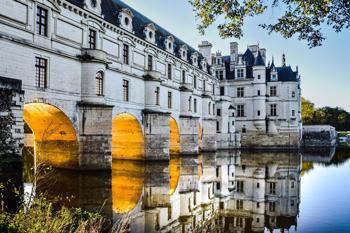 Viaje desde Madrid Burdeos - Blois - París - Versalles - Amboise