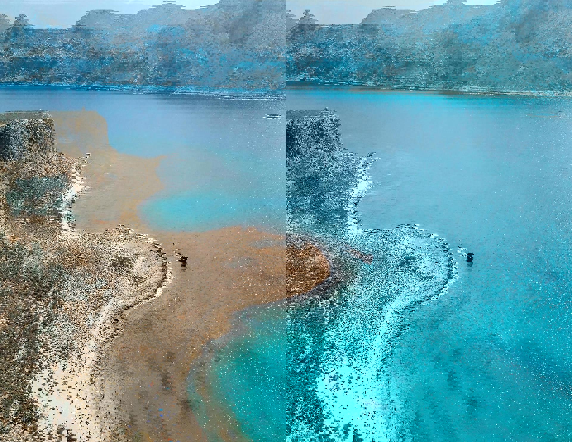 El viaje Atenas - Epidavros - Micenas - Olimpia - Delfos - Kalambaka - Meteora - Heraklion, saliendo de 