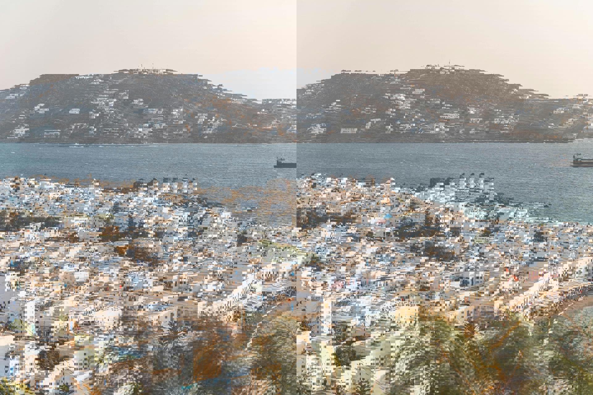 El viaje Atenas - Epidavros - Micenas - Olimpia - Delfos - Mikonos, saliendo de Sin transporte