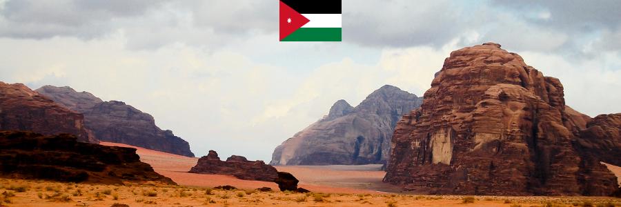 El viaje Amman - Madaba - Monte Nevo - Bethavara - Mar Muerto - Al Karak - Dana - Aqaba - Wadi Rum - Petra - Um er-Rasas - As-Salt - Ajlun - Amman, saliendo de Valencia