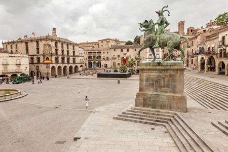 Тур Plasencia - Cáceres - Trujillo - Фото 3