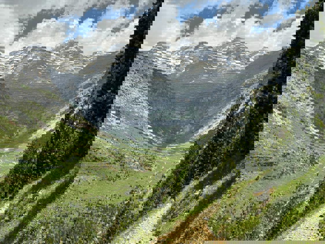 El viaje Picos de Europa, saliendo de Madrid, Burgos