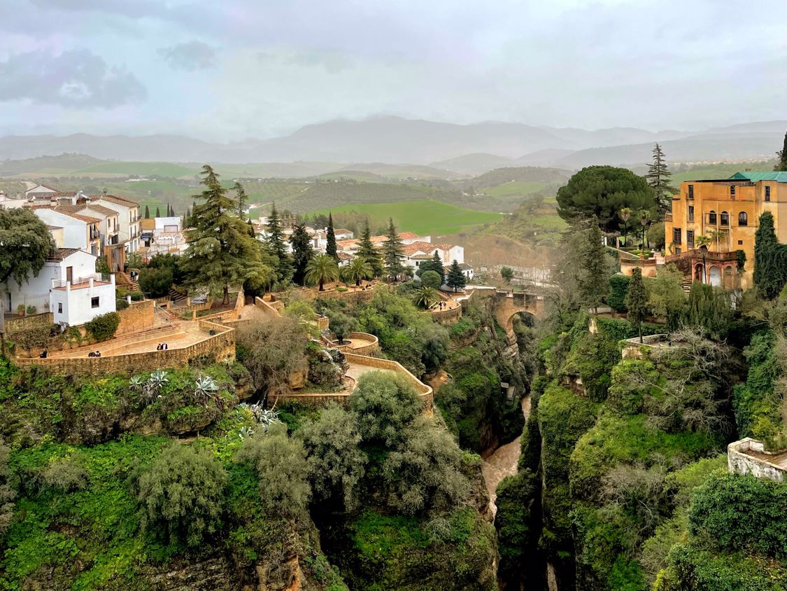 El viaje Ronda - Seteñil de las Bodegas, saliendo de Málaga