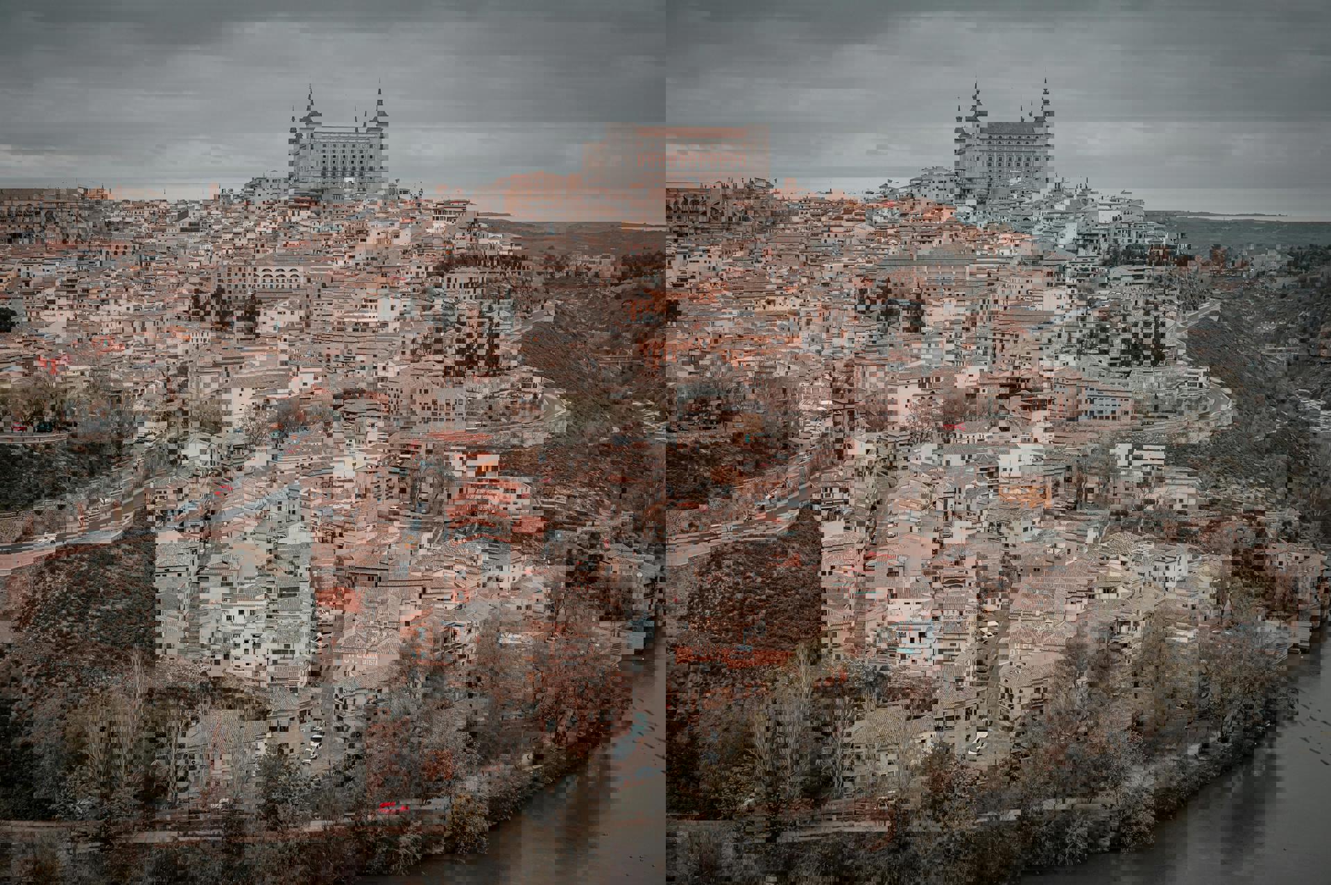 El viaje Toledo - Talavera de la Reina - Orgaz  - Argamasilla de Alba - Consuegro, saliendo de Madrid