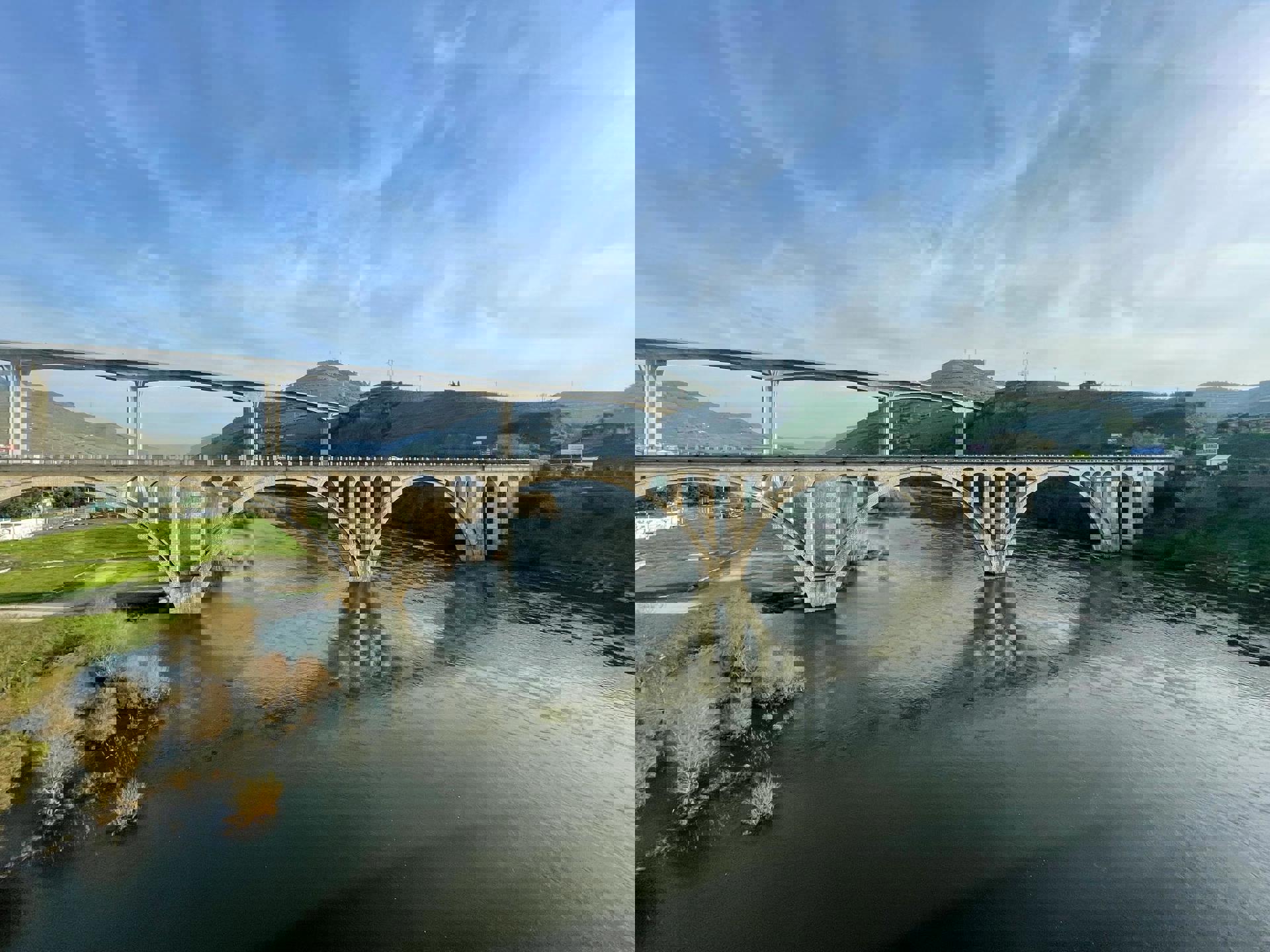 El viaje Huelva - Bollullos Par del Condado - Niebla - Sao Vicente  - Faro - Silves - Vila Real de Santo António - El Rocío - Carvoeiro - Sagres, saliendo de Madrid