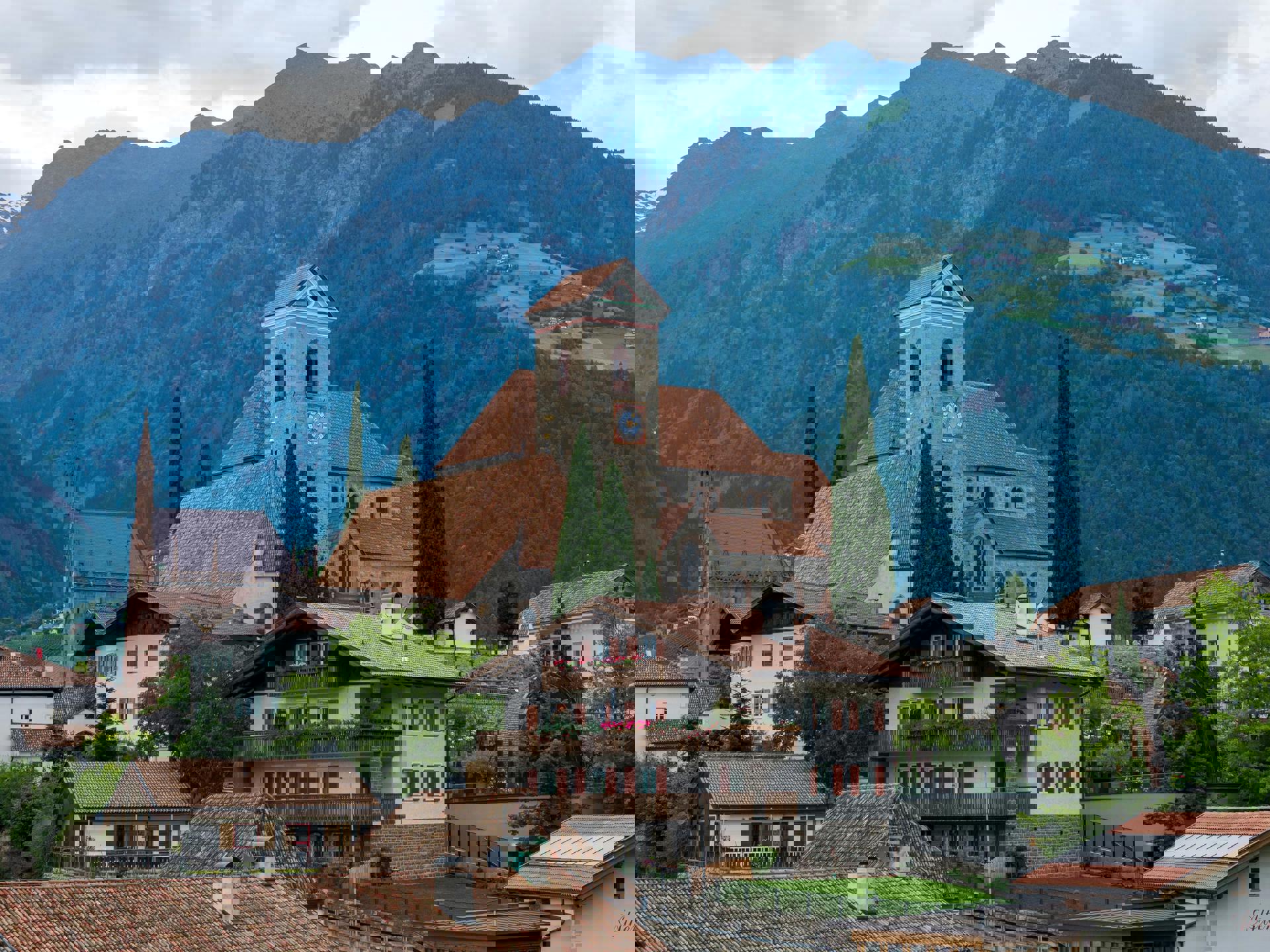 El viaje Orense - Allariz - Ribeira - Lugo - Monforte de Lemos - Ribadavia - Carballino, saliendo de Madrid