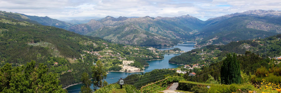 El viaje Sistelo - Soajo - Lindoso - Ponte de Lima* - Melgaço * - Chaves - Celanova - Salvaterra - Monçao , saliendo de Madrid
