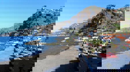 Тур Funchal - Фото 13 Exterior con playa del Hotel Flag Madeira Ribeira Brava ***