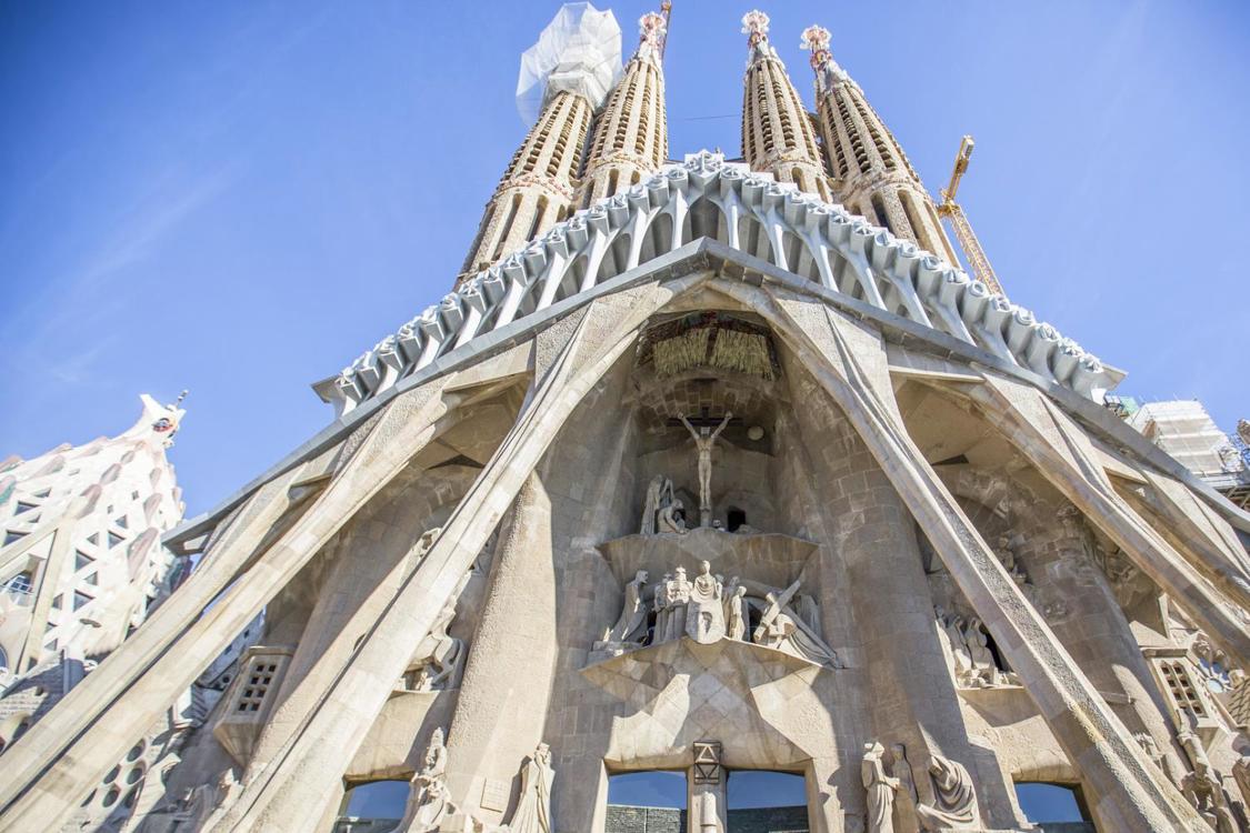 El viaje Córdoba - Sevilla - Granada - Valencia - Barcelona - Zaragoza, saliendo de Madrid