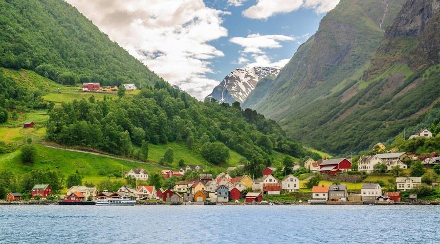 El viaje Lillehammer - Bergen - Oslo - Estocolmo, saliendo de Madrid