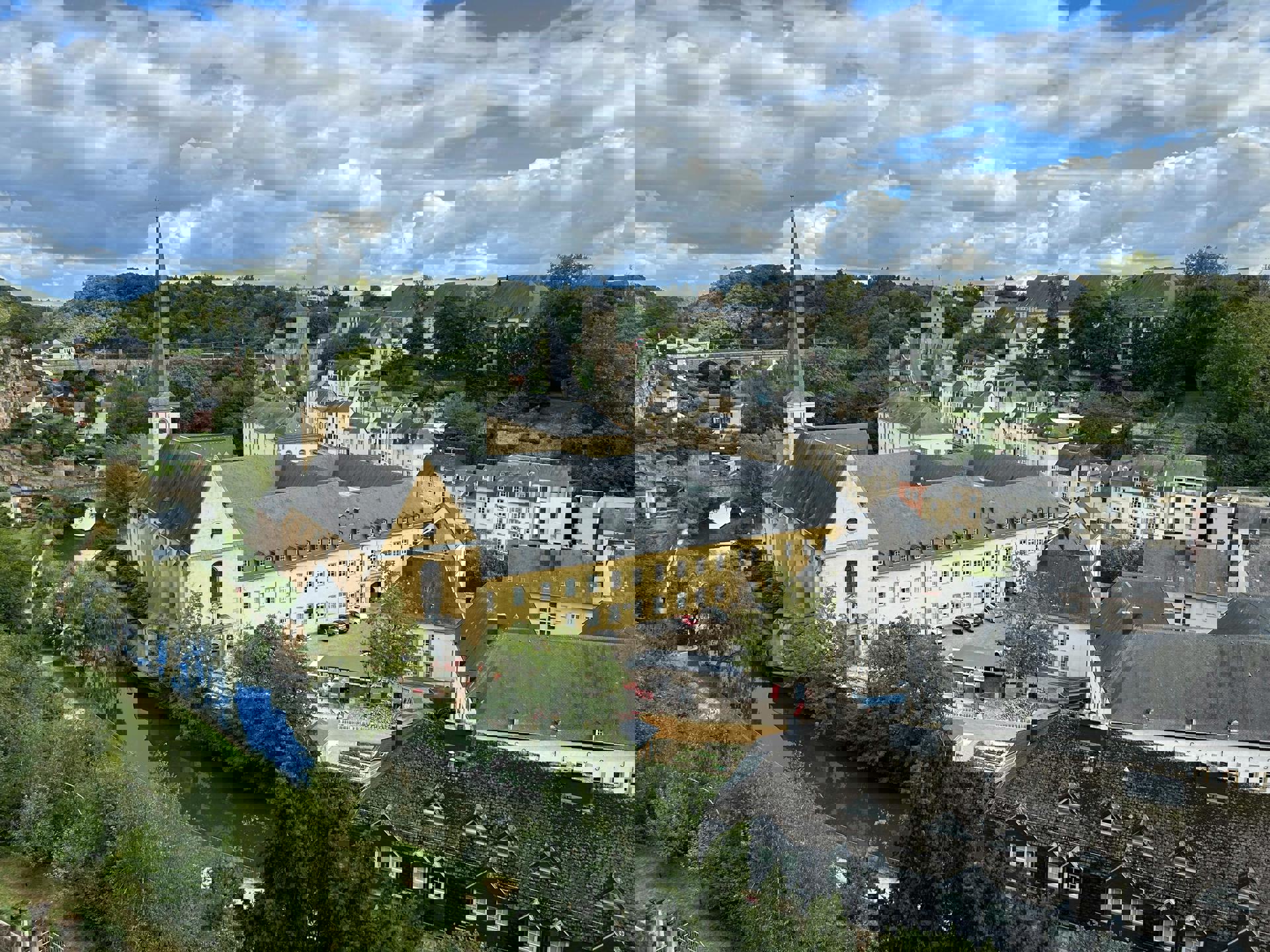 El viaje Luxemburgo - Amsterdam - Bruselas, saliendo de Valladolid