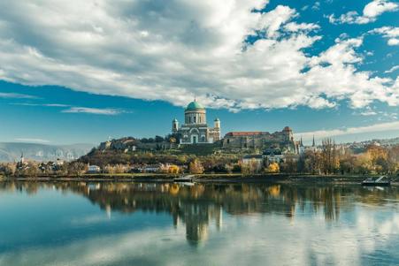 Viaje desde Madrid Budapest - Esztergom - Bratislava - Viena - Dürnstein - Emmersdorf an der Donau - Linz - Passau