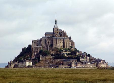 Viaje desde Madrid París - Caen - Dinan - Quimper - Nantes
