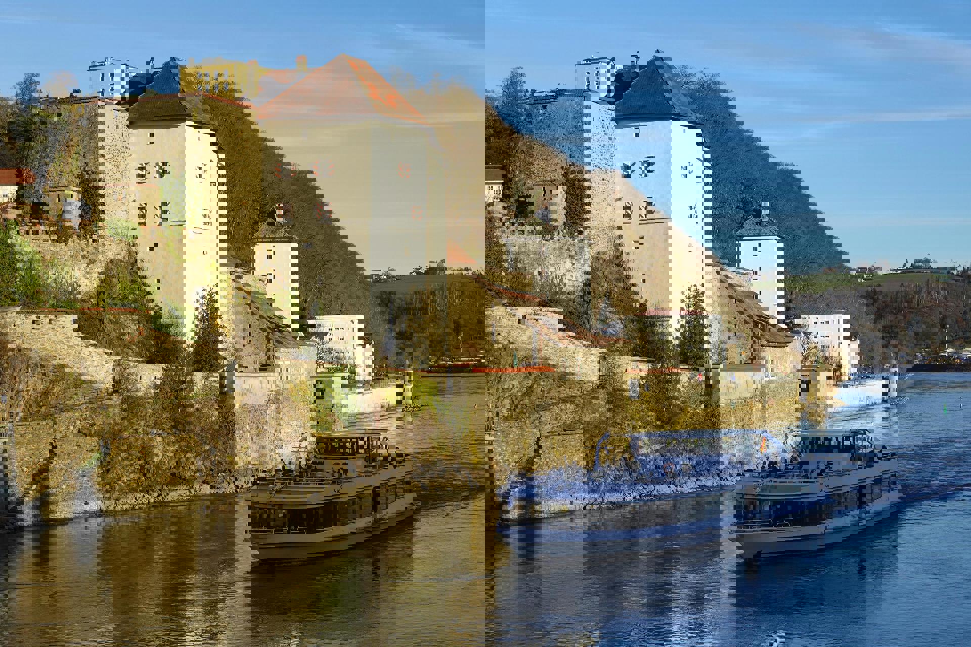 El viaje Passau - Linz - Emmersdorf an der Donau - Viena - Bratislava, saliendo de Madrid