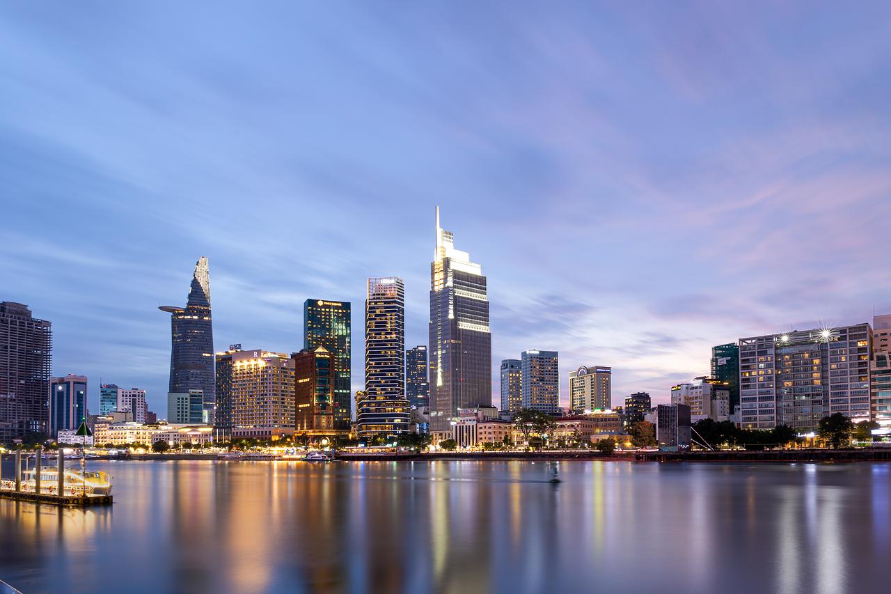 El viaje Nom Pen​​ - Siem Riep - Saigón (Ho Chi Minh) - Hué - Hoi An - Da Nang - Hanoi - Ha Long , saliendo de Madrid