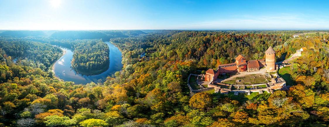 El viaje Tartu - Riga - Palacio de Rundale - Turaida - Sigulda - Vilnius - Kaunas - Šiauliai, saliendo de Barcelona, Madrid