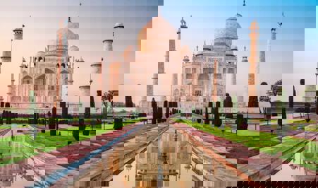 Viaje desde Madrid Delhi - Jaipur - Agra - Varanasi