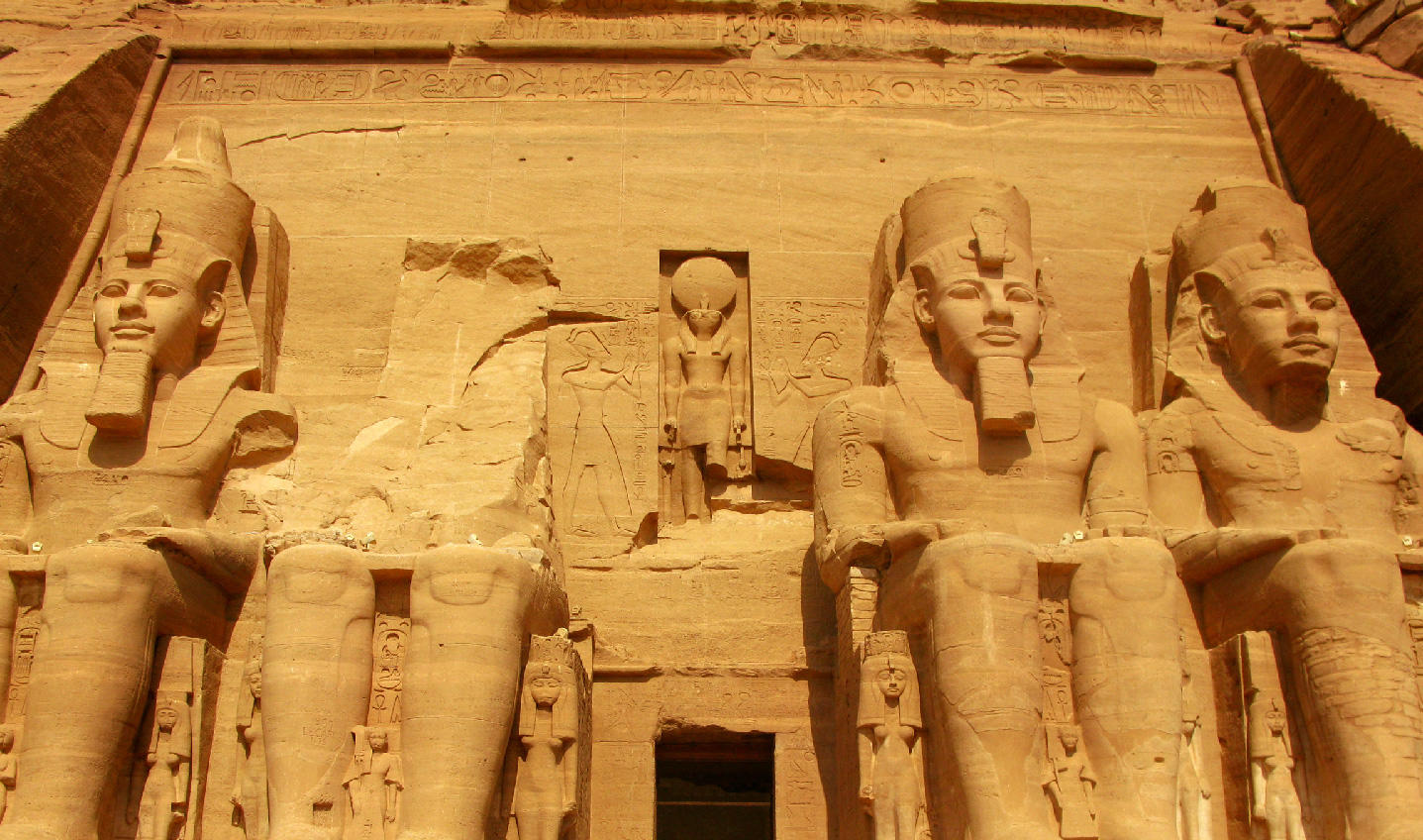 El viaje Luxor - Edfu - Kom Ombo - Asuán - El Cairo, saliendo de Bilbao, Málaga, Valencia