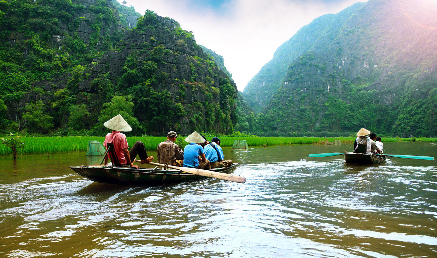 El viaje Saigón (Ho Chi Minh) - Mỹ Tho - Da Nang - Hoi An - Hué - Hanoi - Ninh Binh - Ha Long , saliendo de Madrid