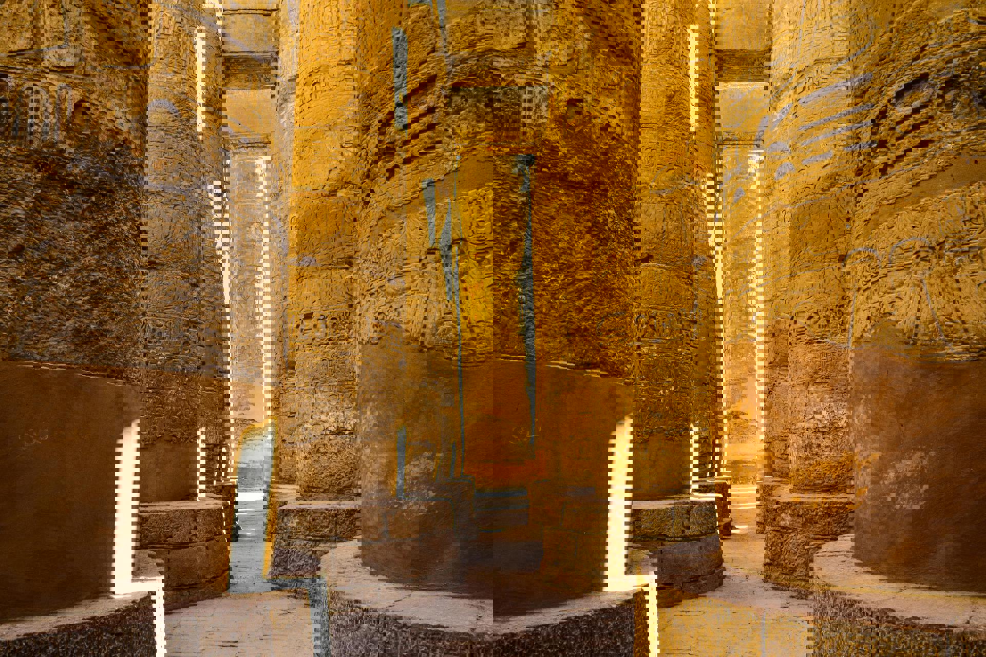 El viaje El Cairo - Abu Simbel - Asuán - Kom Ombo - Edfu - Esna - Luxor, saliendo de Sevilla