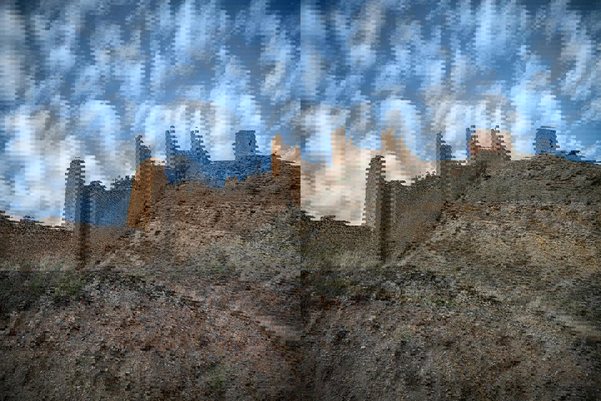 El viaje Huesca - Jaca - Tarazona - Zaragoza - Monasterio de Piedra - Calatayud - Teruel - Albarracín  - Daroca - Fuendetodos - Belchite, saliendo de Madrid