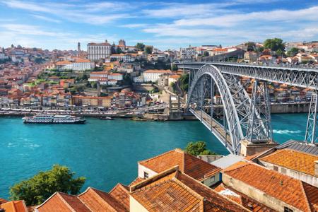 Viaje desde Madrid, Albacete, Valencia, Murcia, Elche, Alicante Viana do Castelo - Ponte de Lima - Coimbra - Aveiro - Oporto - Guimarães - Braga - Amarante