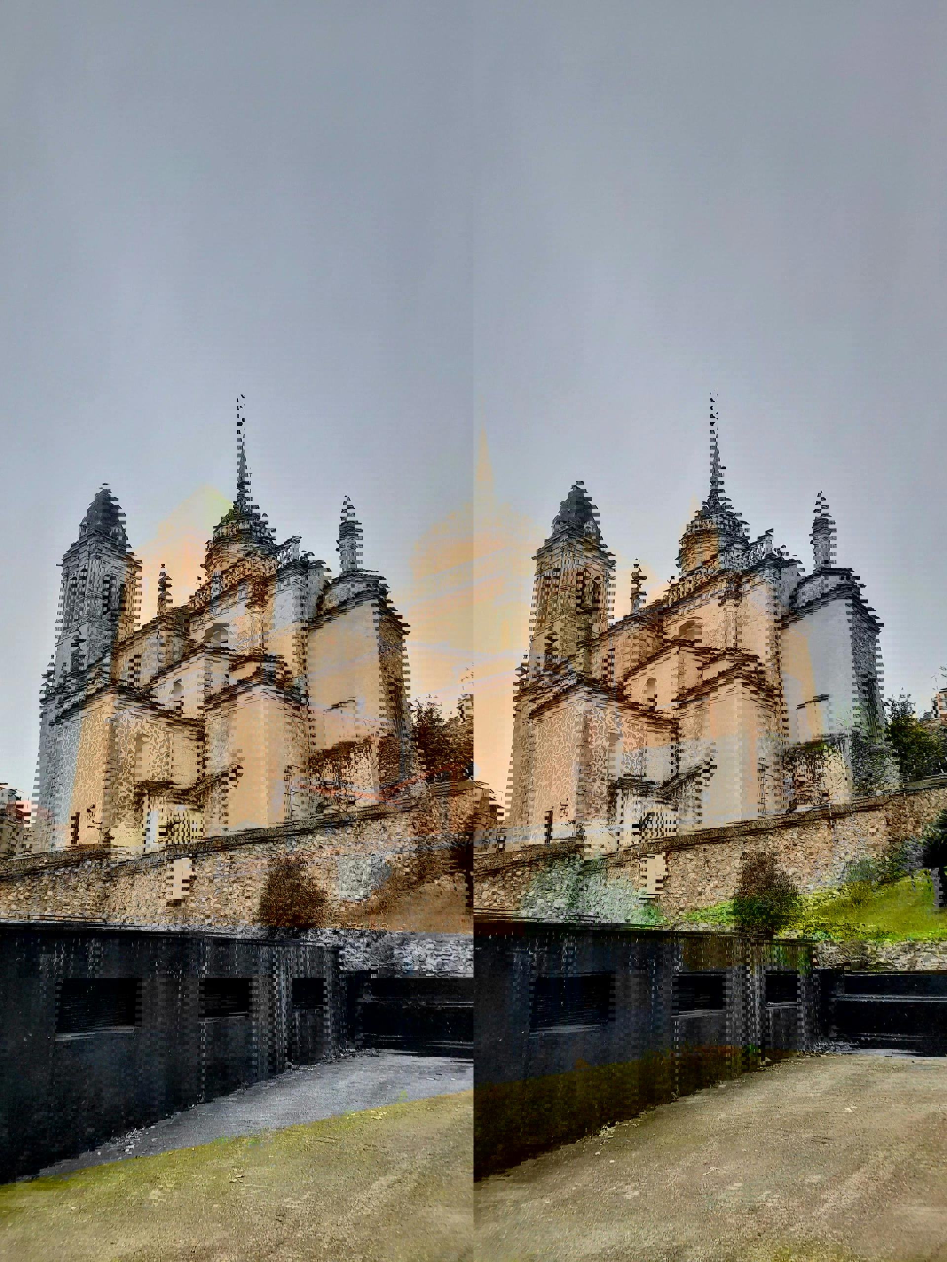 El viaje Jerez de los Caballeros - Badajoz - Trujillo - Guadalupe - Zafra - Olivenza - Cáceres - Mérida, saliendo de Madrid, Albacete, Valencia, Murcia, Elche, Alicante