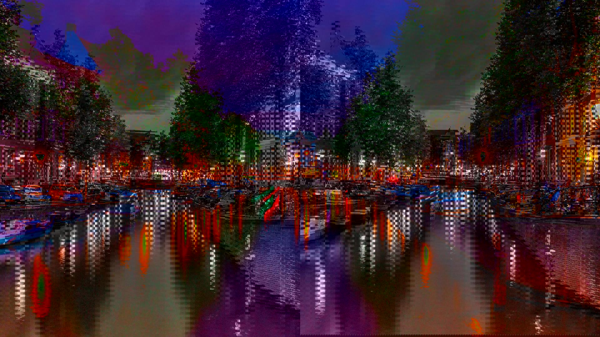 El viaje Bruselas - Lovaina - Brujas - Gante - Amberes - Delft - Rotterdam - La Haya - Amsterdam, saliendo de Madrid