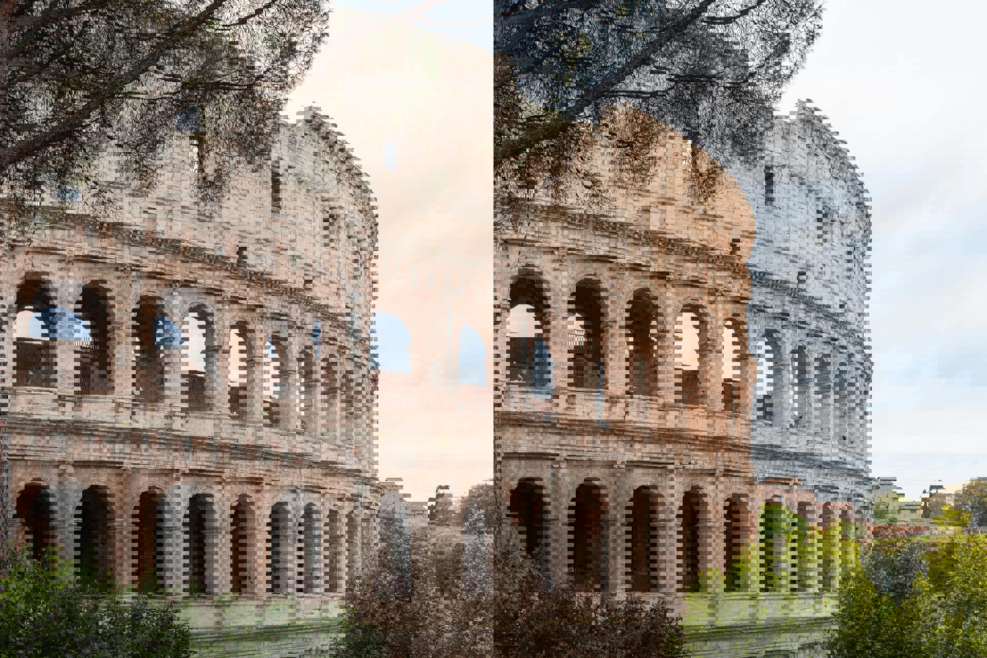 El viaje Milán - Verona - Venecia - Padua - Pisa - Florencia - San Gimignano - Siena - Roma - Nápoles - Pompeya, saliendo de Madrid