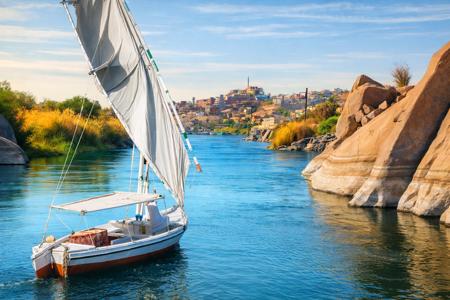 Viaje desde Barcelona Luxor - Esna - Edfu - Kom Ombo - Asuán - Abu Simbel - El Cairo