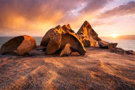 Viaje desde Madrid Adelaida - Kingscote - Melbourne - Uluru (Ayers Rock) - Cairns - Sídney