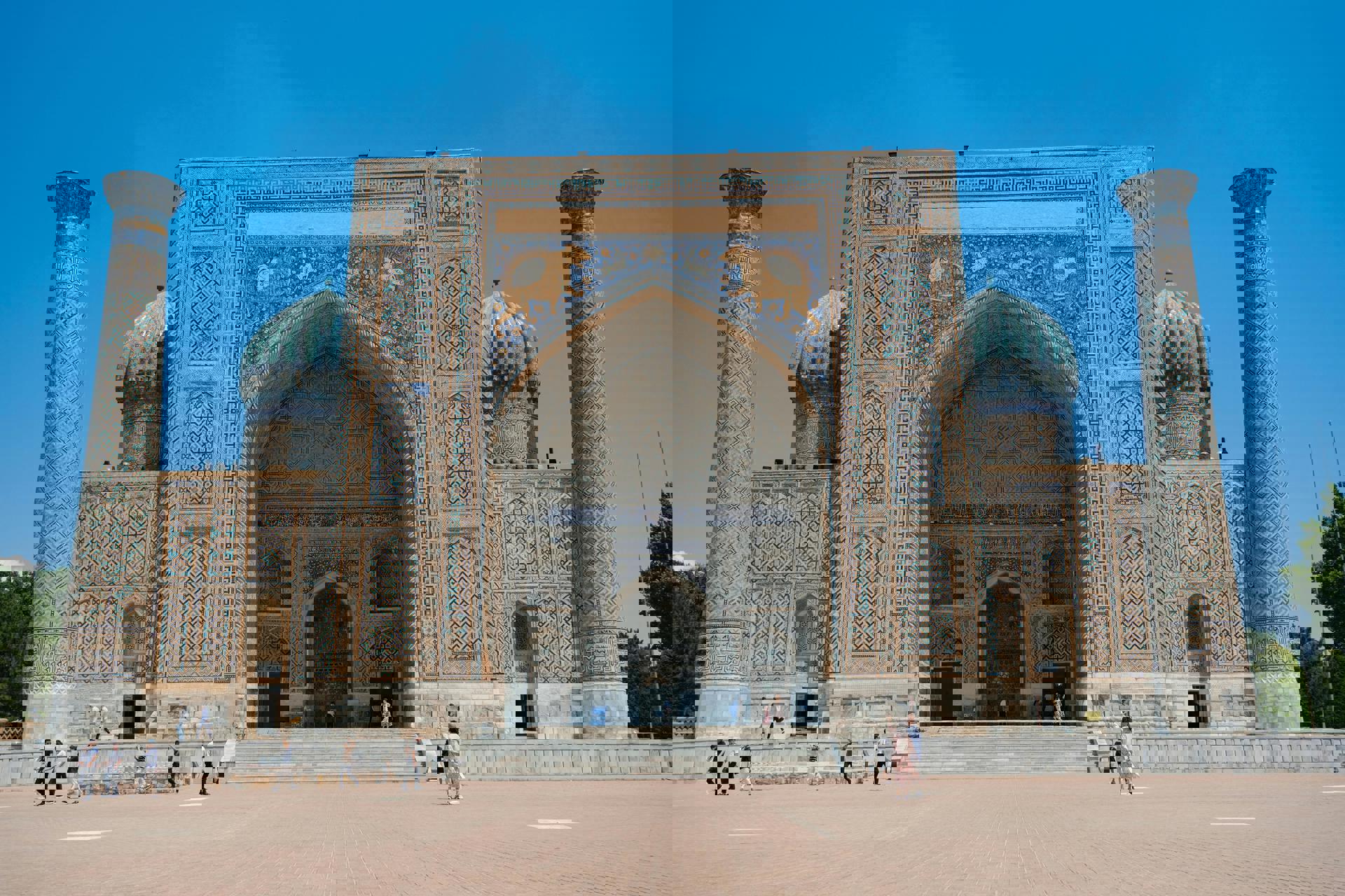 El viaje Tashkent - Samarcanda - Bukhara - Khiva - Urgench, saliendo de Madrid