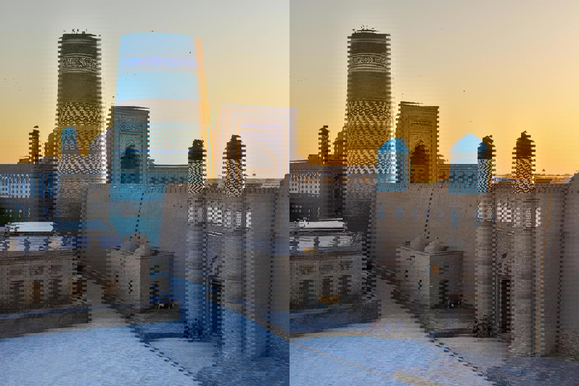 El viaje Tashkent - Samarcanda - Bujara - Khiva - Urgench, saliendo de Madrid