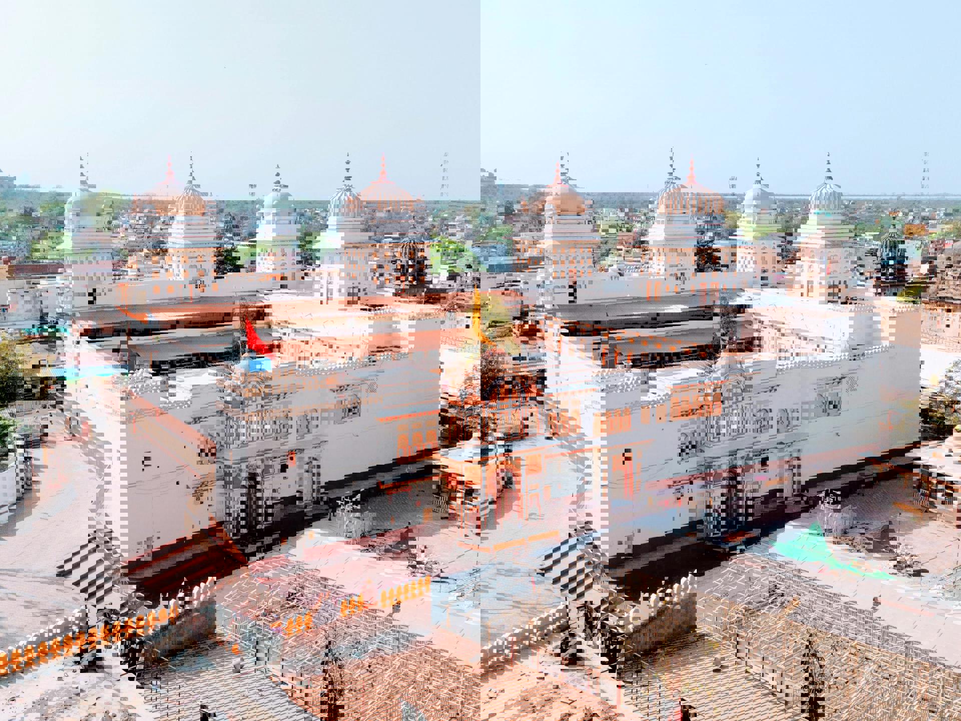 El viaje Delhi - Samod - Jaipur - Fatehpur Sikri - Agra - Jhansi - Orcha - Khajurajo - Varanasi, saliendo de Madrid