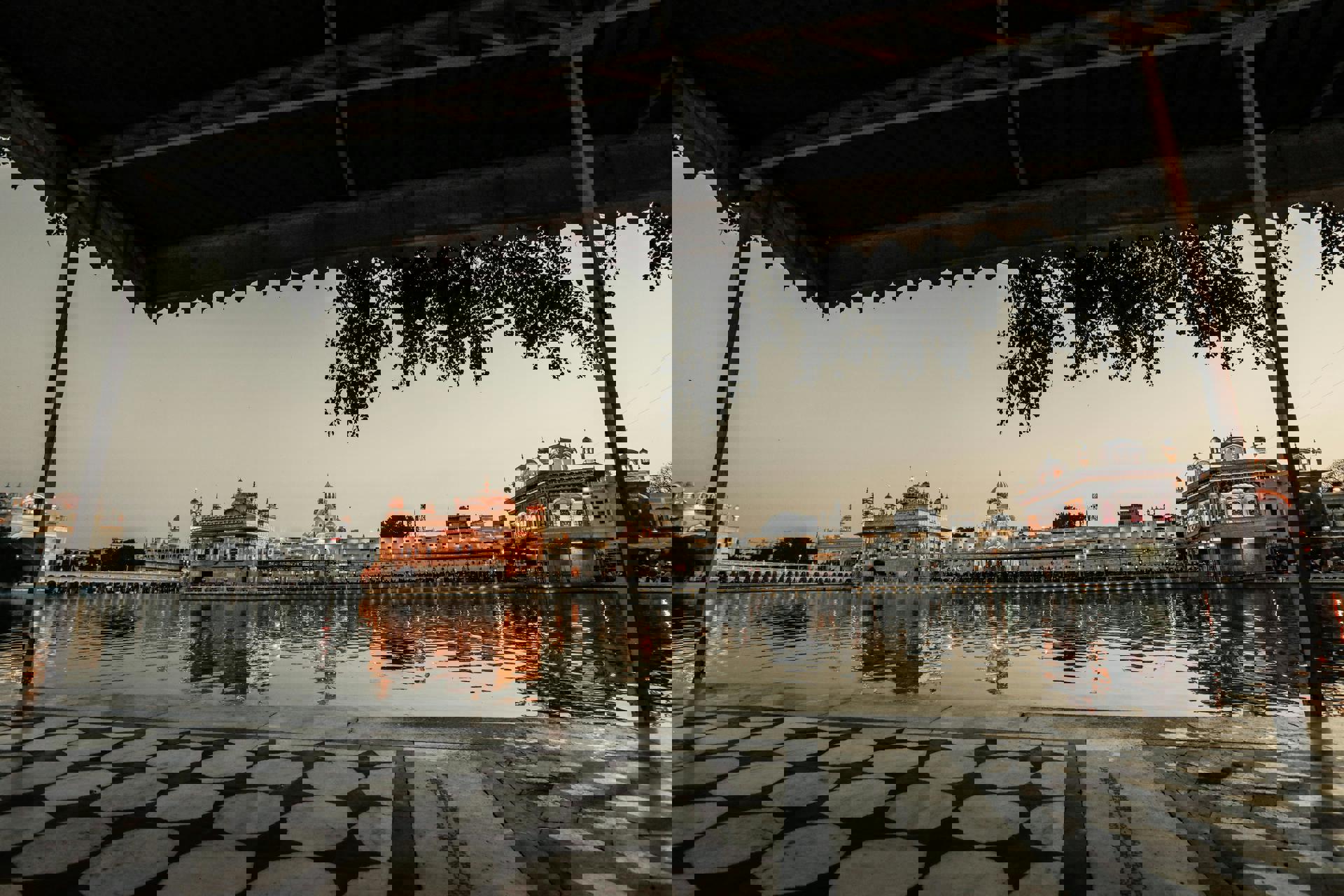 El viaje Delhi - Mandawa - Bikaner - Jaisalmer - Jodhpur - Ranakpur - Udaipur - Pushkar - Jaipur - Fatehpur Sikri - Agra - Amritsar, saliendo de Madrid