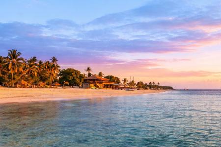 Viaje desde Madrid Melbourne - Uluru (Ayers Rock) - Cairns - Sídney - Viti Levu - Denarau