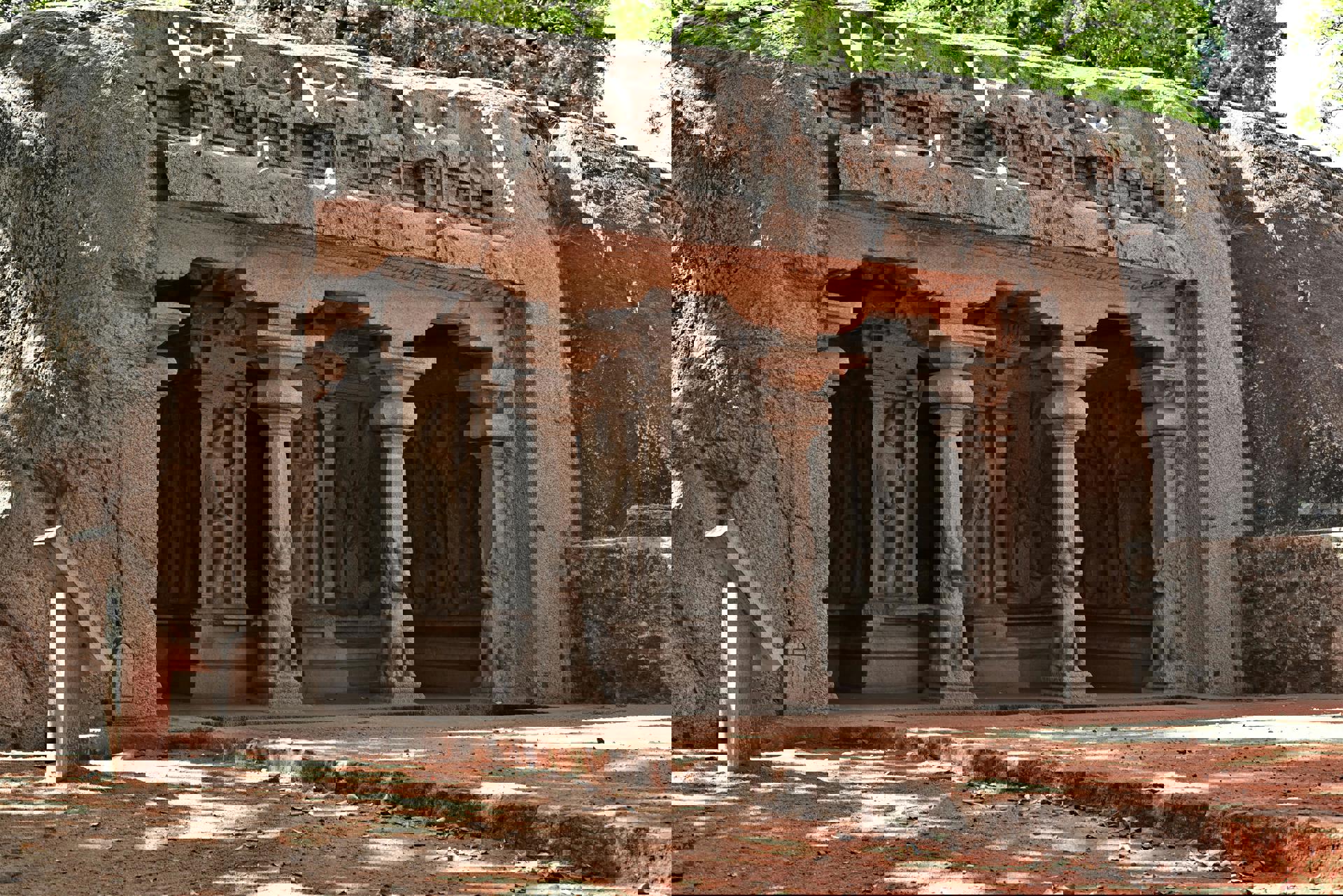 El viaje Chennai - Mahabalipuram - Auroville - Prayagraj - Pondicherry - Chindabaram - Kumbakonam - Darasuram - Thanjavur - Tiruchirappali  - Madurai - Alappuzha - Cochín, saliendo de Madrid