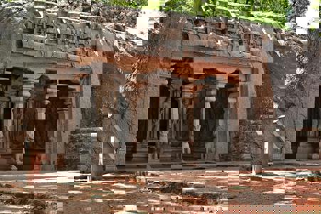 Viaje desde Madrid Chennai - Mahabalipuram - Auroville - Prayagraj - Pondicherry - Chindabaram - Kumbakonam - Darasuram - Thanjavur - Tiruchirappali  - Madurai - Alappuzha - Cochín