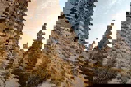 Viaje desde Madrid Bakú - Gobustán - Shamakhi - Kish - Tiflis - Mtskheta - Ananuri - Gudauri - Stepantsminda - Sadakhlo - Ereván - Ejmiatsín - Noravank - Garni - Sevan