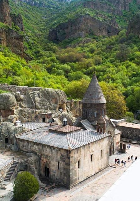 Тур Ereván - Garni - Khor Virap - Monasterio de Etchmiadzin - Monasterio de Geghard - Noravank - Sevan - Monasterio de Goshavank - Monasterio de Haghartsin - Dilijan - Catedral de Zvartnots - Фото 5