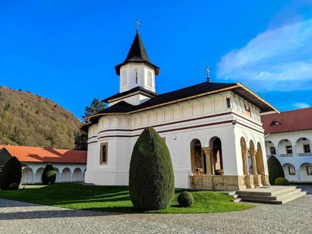 Тур Bucarest - Sibiu - Sighisoara - Târgu-Mures - Gura Humorului - Piatra Neamț - Brasov - Bran - Brasov - Sinaia - Bucarest - Ruse - Veliko Tarnovo - Plovdiv - Sofía - Фото 3