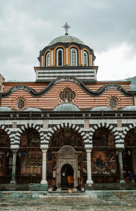 Тур Bucarest - Sibiu - Sighisoara - Târgu-Mures - Gura Humorului - Piatra Neamț - Brasov - Bran - Brasov - Sinaia - Bucarest - Ruse - Veliko Tarnovo - Plovdiv - Sofía - Фото 5